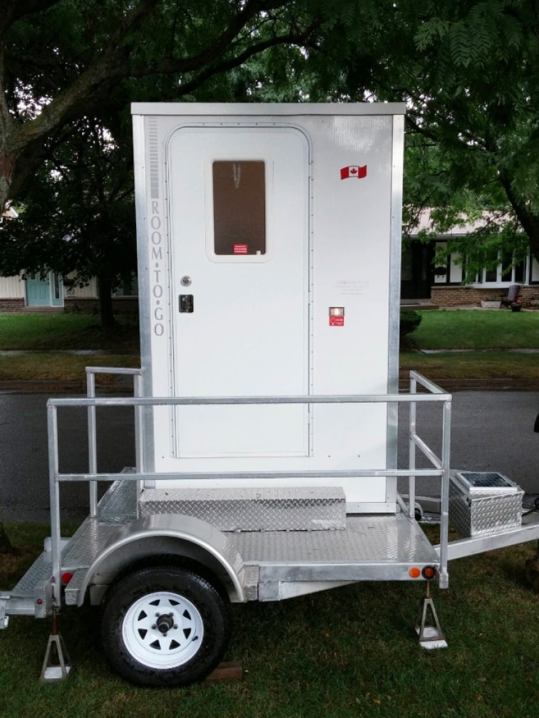 Portable washroom delivery