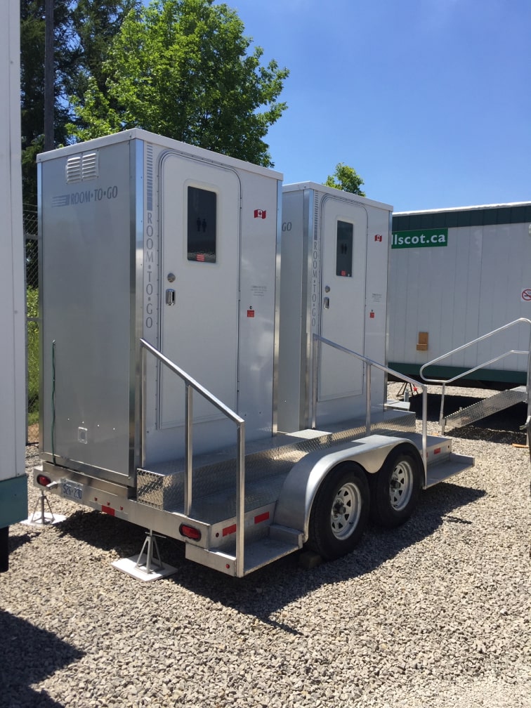 Construction Grade Executive Double Trailer Hydro exterior